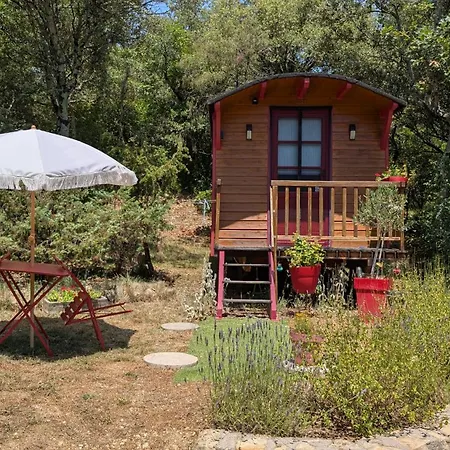 Roulotte Romantique Avec Piscine En Cevennes * Monteils (Gard)